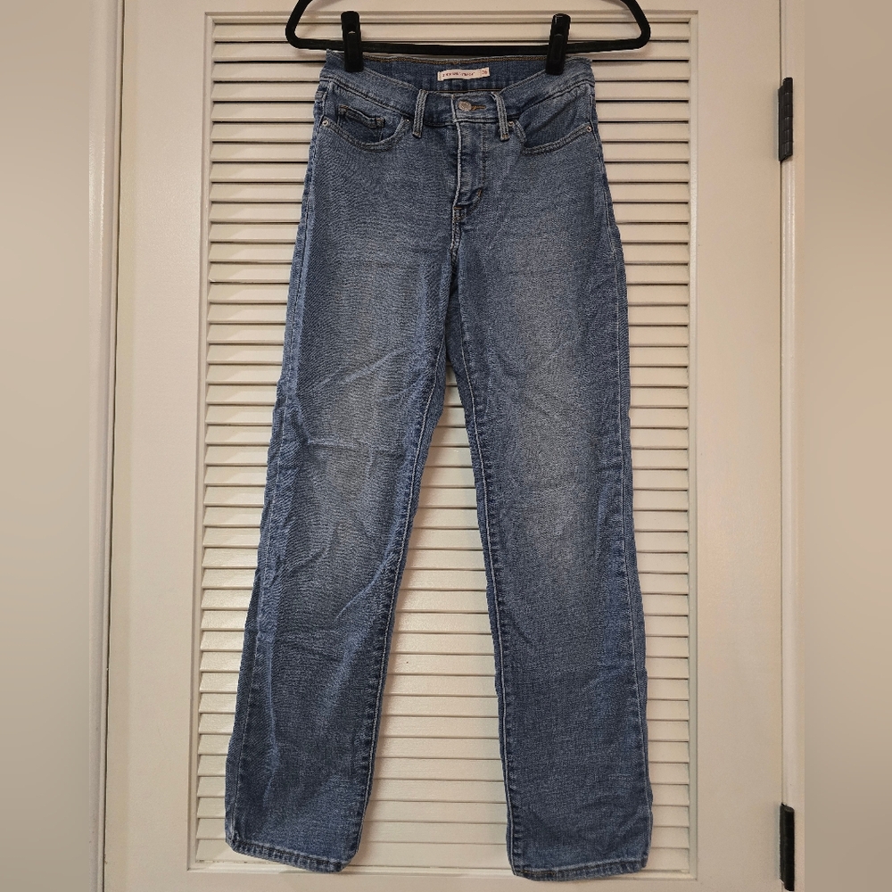 Levi Strauss & Co - 314 Shaping Straight Blue Stretch Jeans With Pockets
